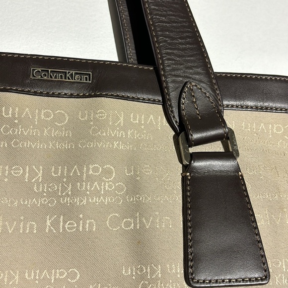 Calvin Klein tote - Picture 4 of 9
